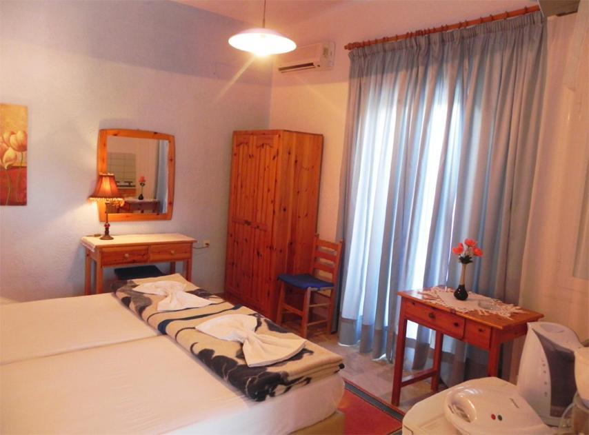 Aggelos Studios Panormos  Szoba fotó